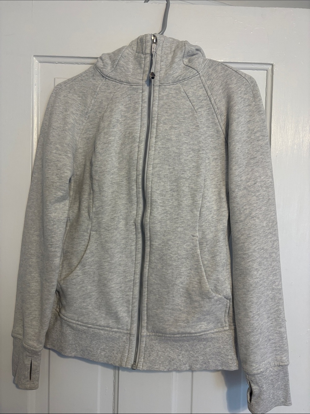 Lululemon Scuba Light Gray Full-Zip Hoodie